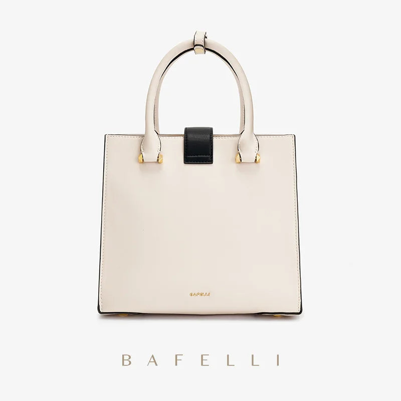 LUXURIOUS AND ELEGANT DESIGNER HANDBAG
